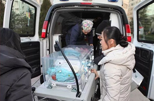 弥勒市妇婴监护型护送
